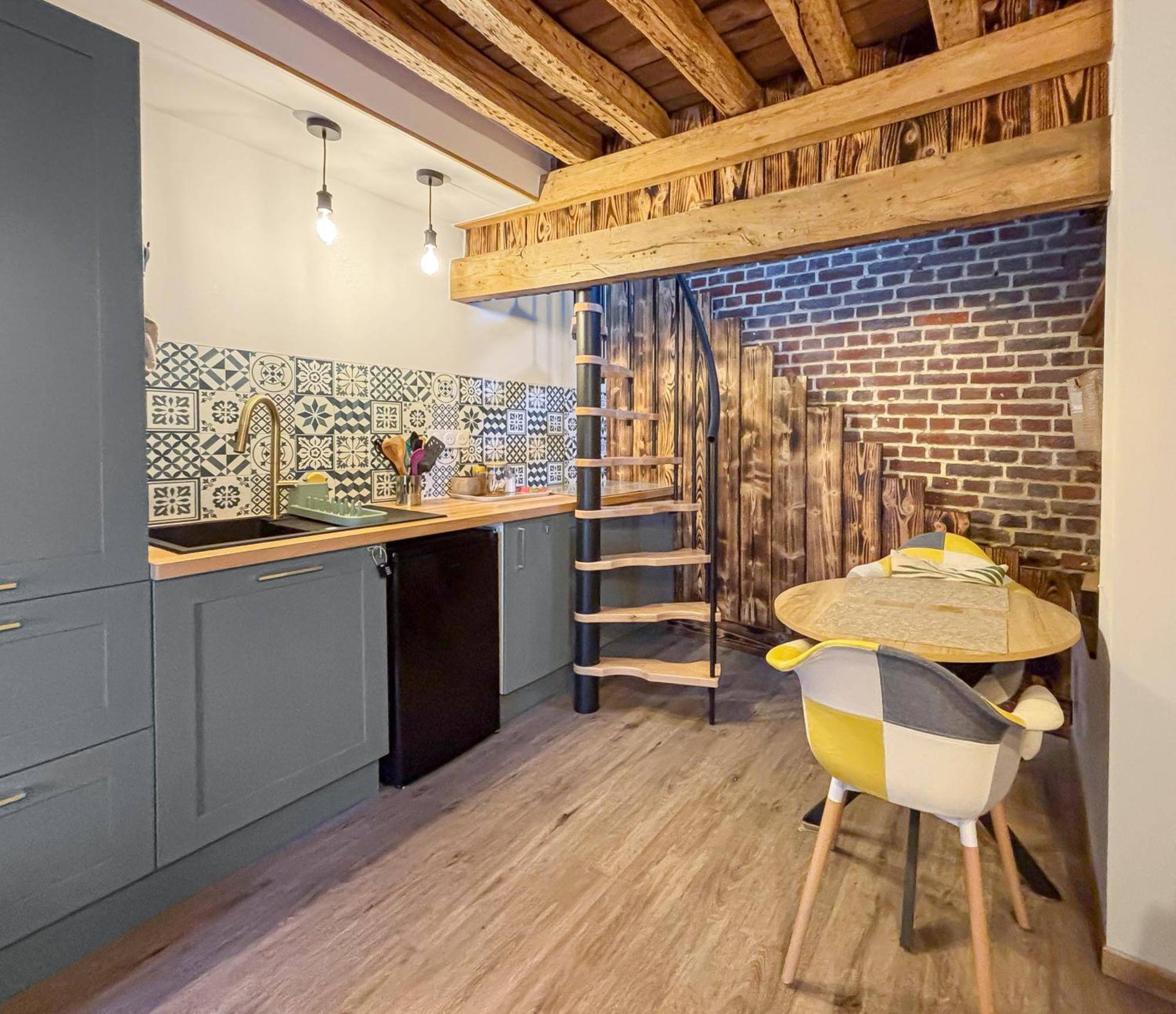 Duplex Cosy Avec Netflix & Amazon Prime Apartment Beauvais Ngoại thất bức ảnh